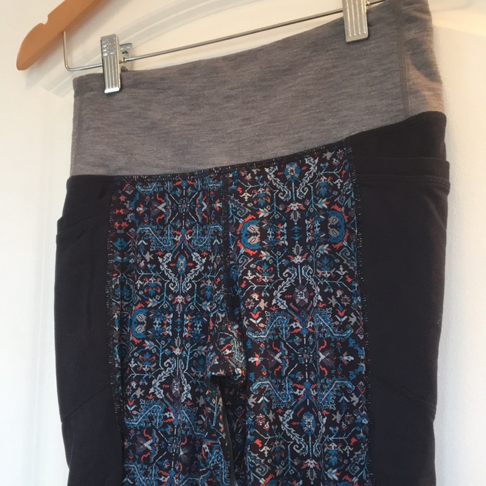 Athleta - Leggings (Multi color)
